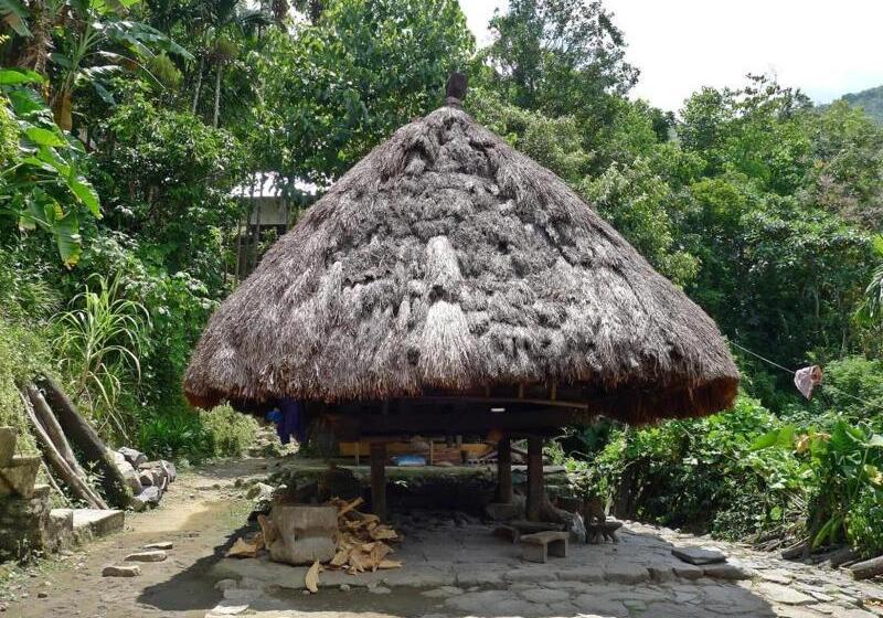 Hotel Ramons Native Homestay And Restaurant