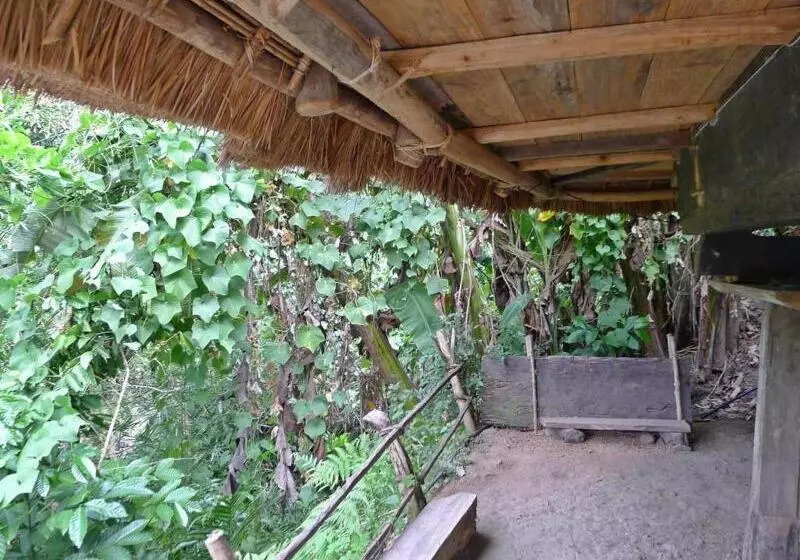 Hotelli Ramons Native Homestay And Restaurant