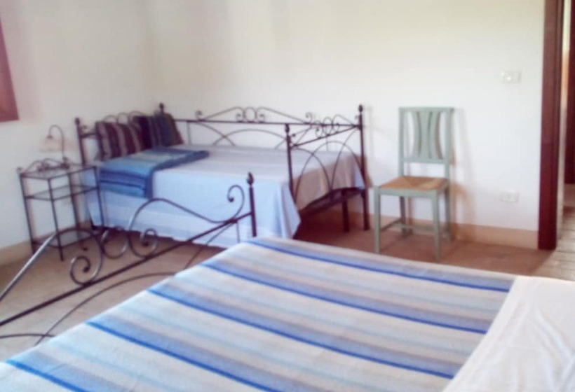 בית מלון כפרי Podere Della Collina