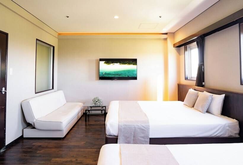 هتل Rycom Crystal