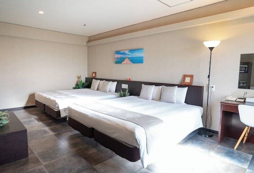 هتل Rycom Crystal