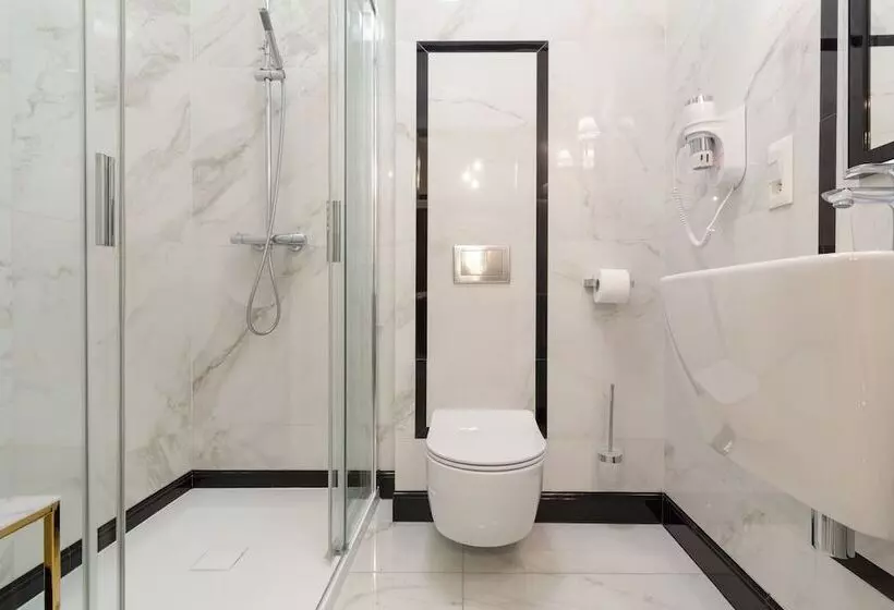 Mr 3 Apartments