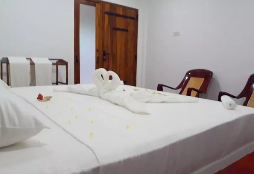 پانسیون Akila Holiday Resort