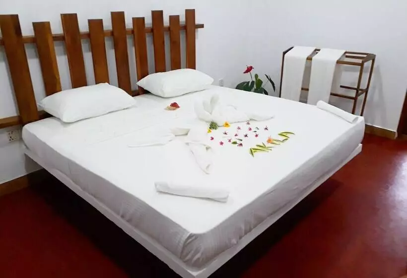 پانسیون Akila Holiday Resort