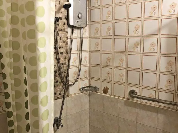 Majatalo Balai Tinay Guesthouse