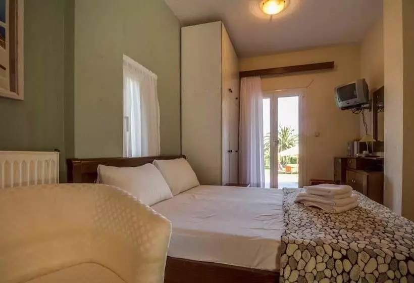 Villa Laguna