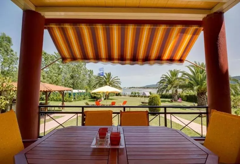 Villa Laguna