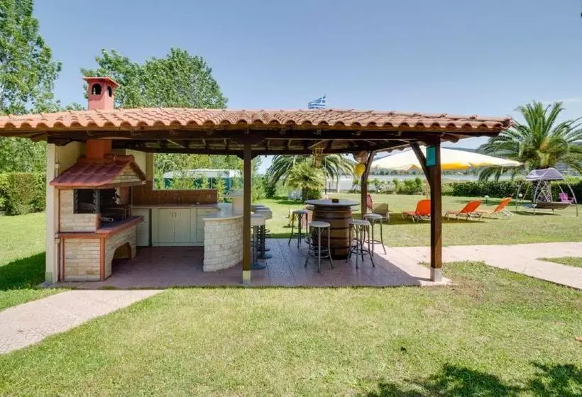 Villa Laguna