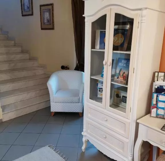 Villa Laguna