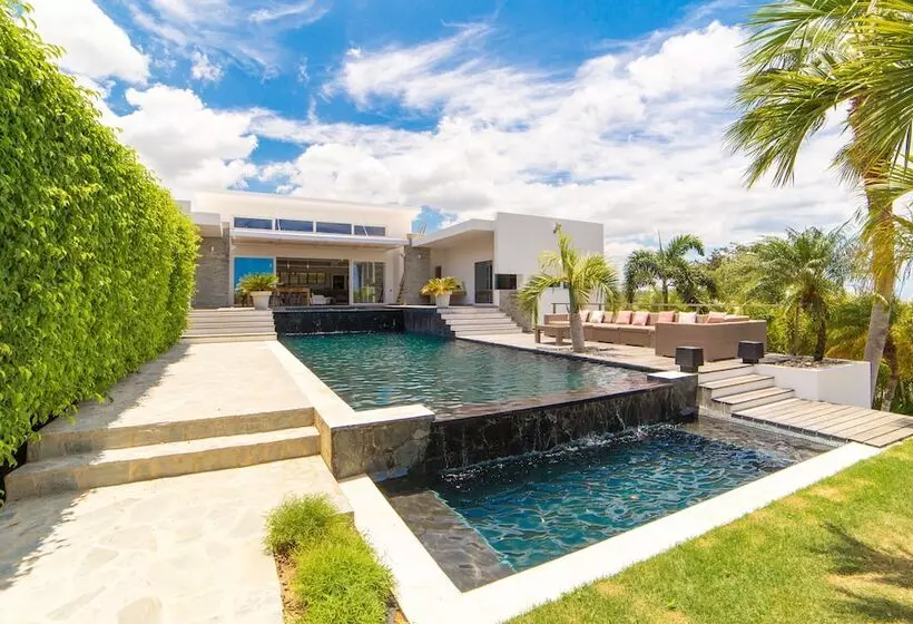 Villas Agua Dulce