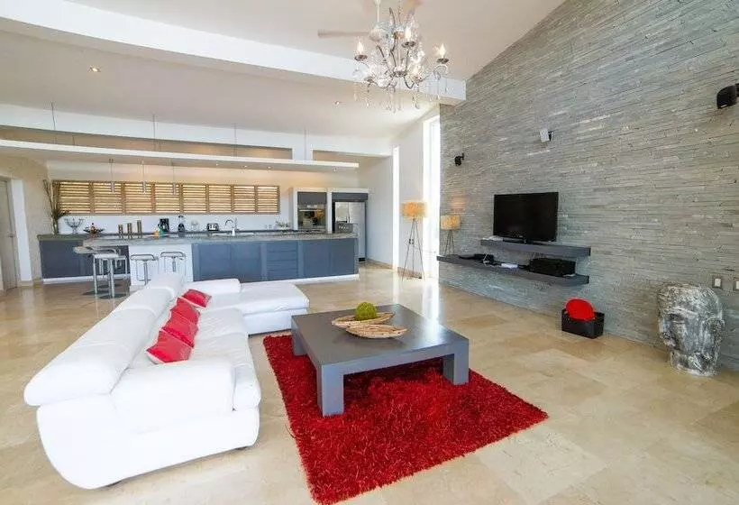 Villas Agua Dulce