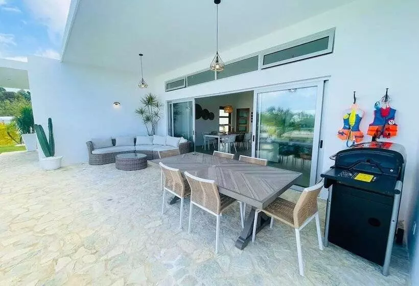Villas Agua Dulce