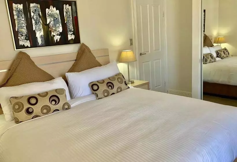 Castle Serviced Apartments