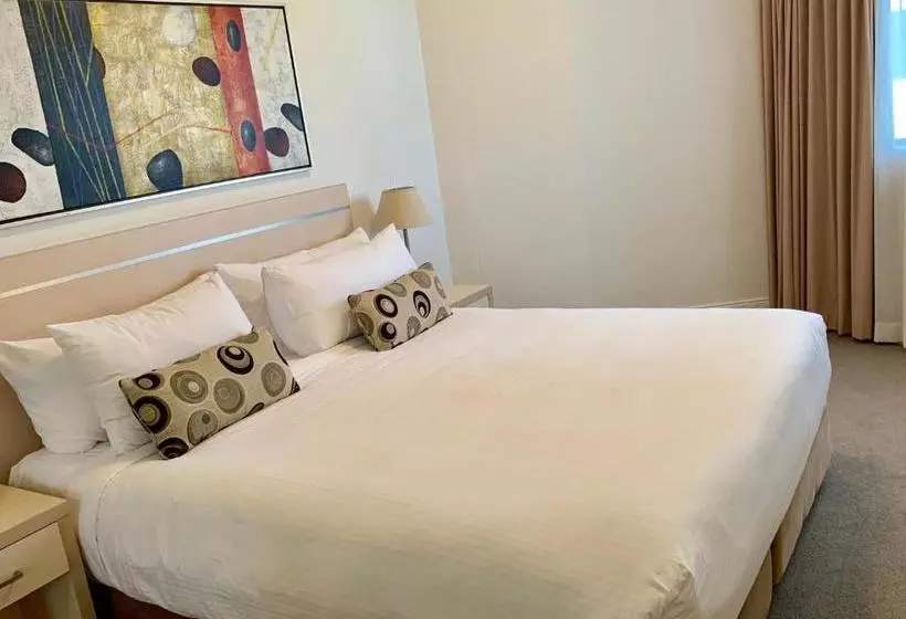 Castle Serviced Apartments