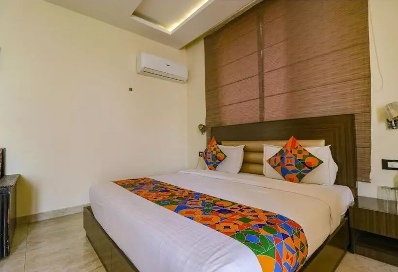 Fabhotel Narula