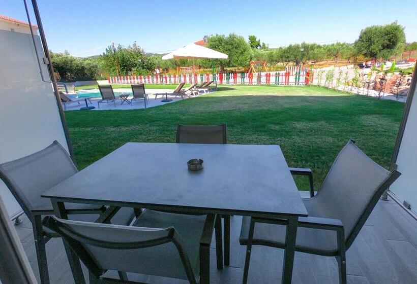 Finikas Garden Beach Resort Nikiti