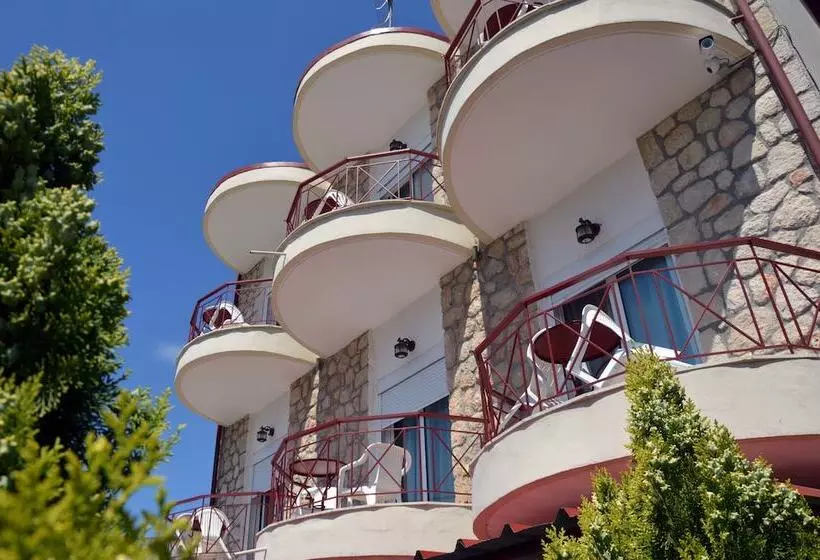 Giorgio Apartments