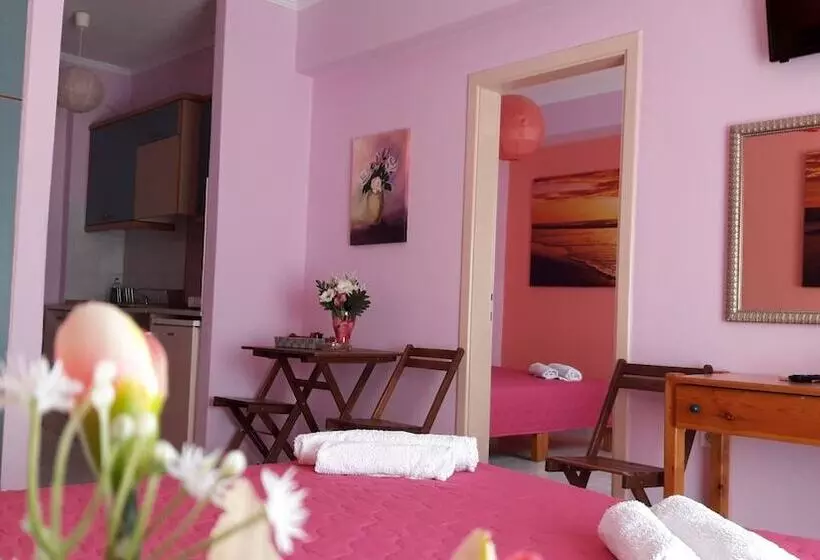 Giorgio Apartments