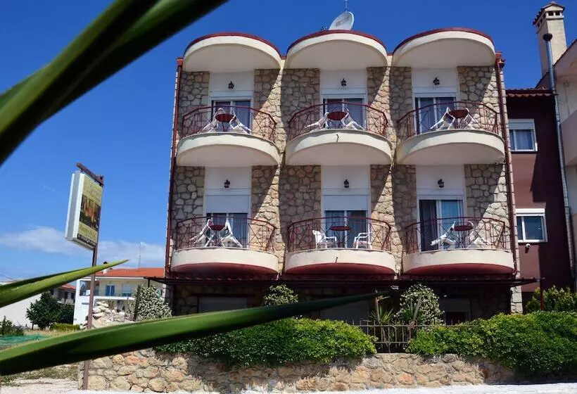 Giorgio Apartments