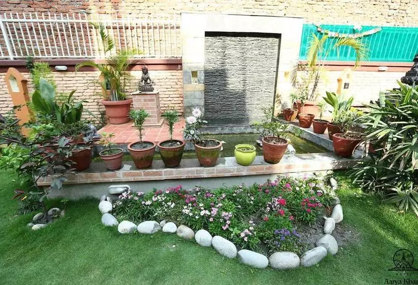 هتل Aarya Chaitya Inn