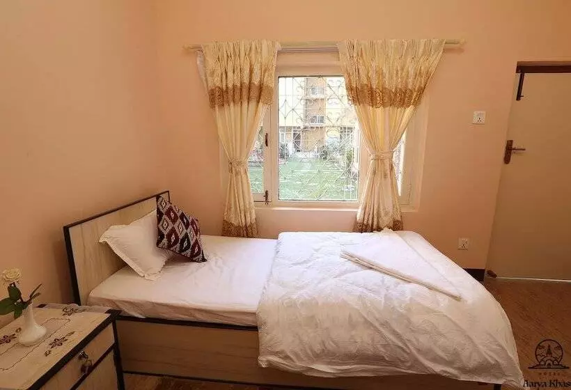 هتل Aarya Chaitya Inn