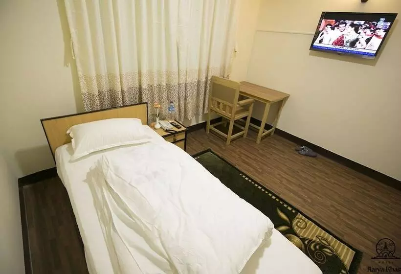 هتل Aarya Chaitya Inn