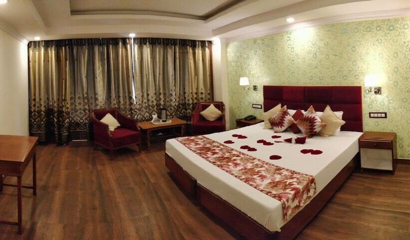 בית מלון כפרי Green Tara Manali