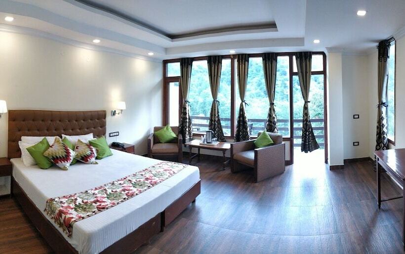 בית מלון כפרי Green Tara Manali