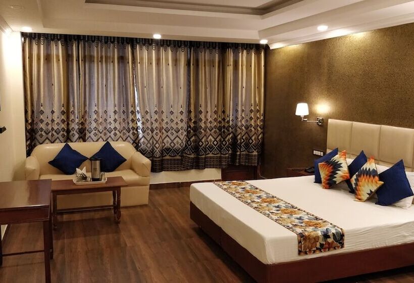 בית מלון כפרי Green Tara Manali