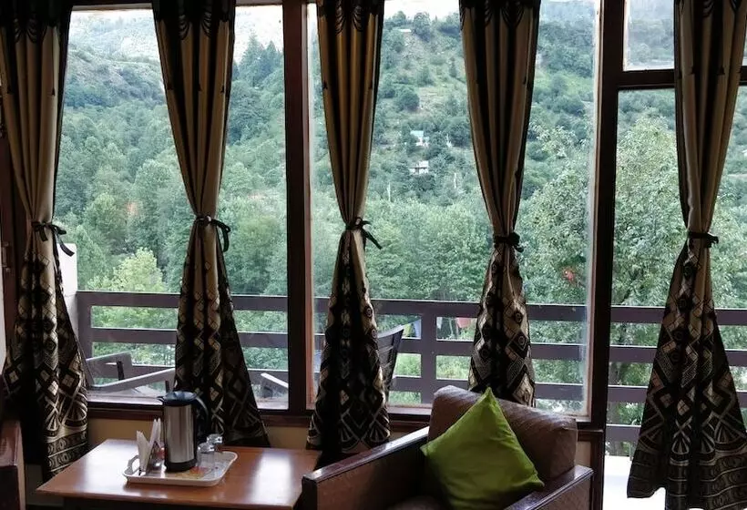 ホテル Green Tara Manali