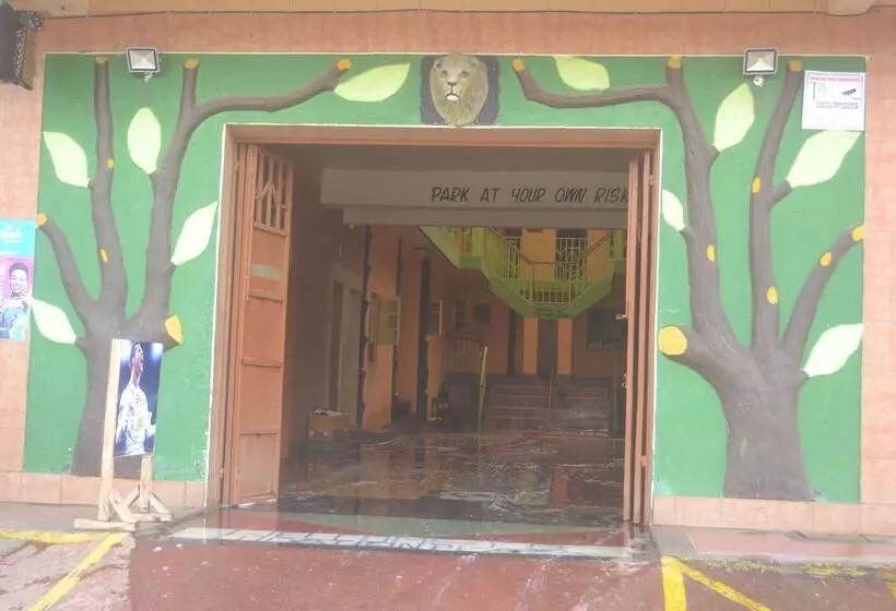 هتل Location Plaza Restaurant