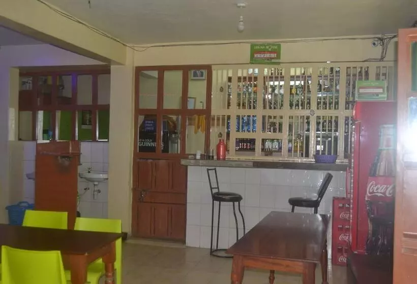 هتل Location Plaza Restaurant