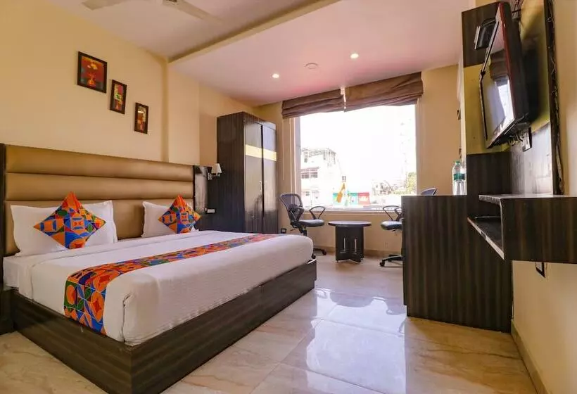 Fabhotel Narula