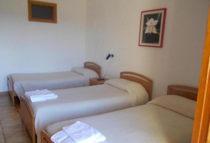 Отель Sa 'e Jana