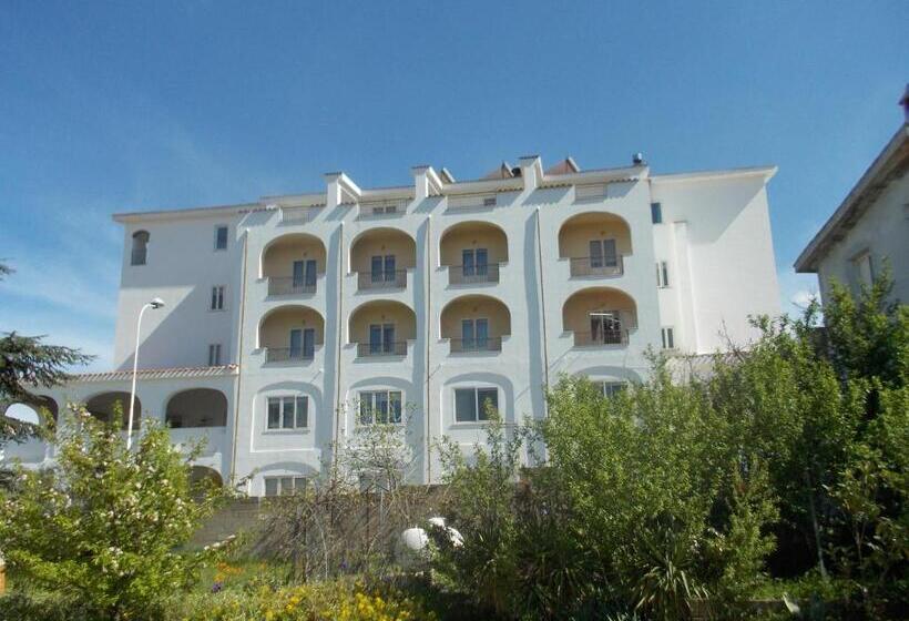 Отель Sa 'e Jana