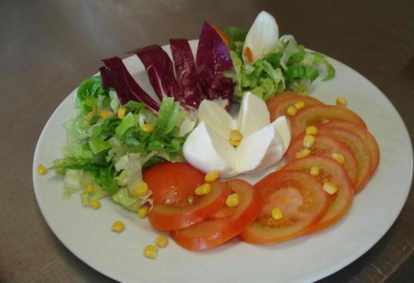 Отель Sa 'e Jana