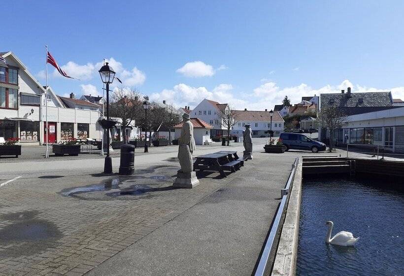 فندق Skudenes Camping