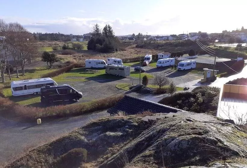 Hotelli Skudenes Camping