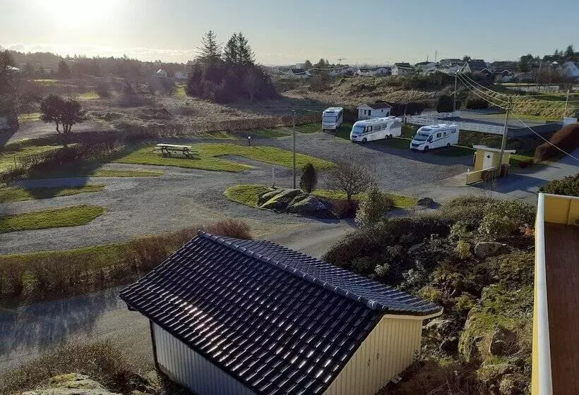 Hotelli Skudenes Camping