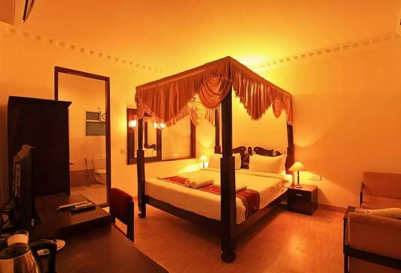 Hotelli The Rajwada Resort And Spa