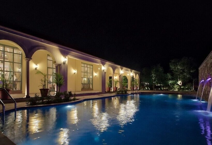 فندق The Rajwada Resort And Spa