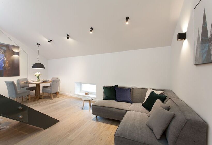 Mint Luxury Apartments At The Main Square