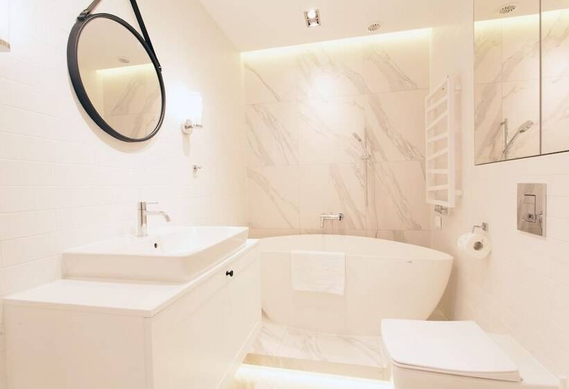 Mint Luxury Apartments At The Main Square