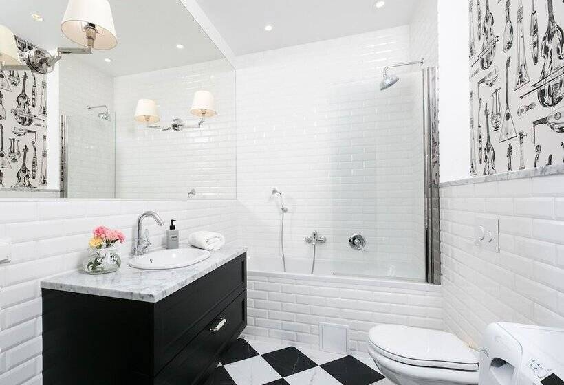 Mint Luxury Apartments At The Main Square