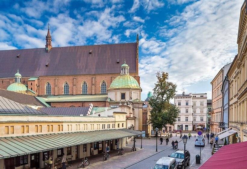 Mint Luxury Apartments At The Main Square