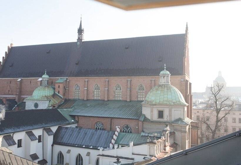 Mint Luxury Apartments At The Main Square