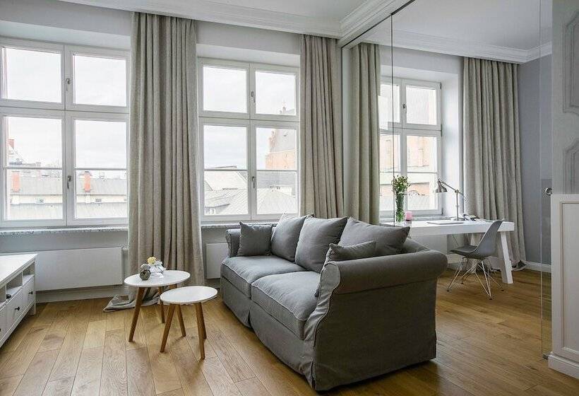 Mint Luxury Apartments At The Main Square