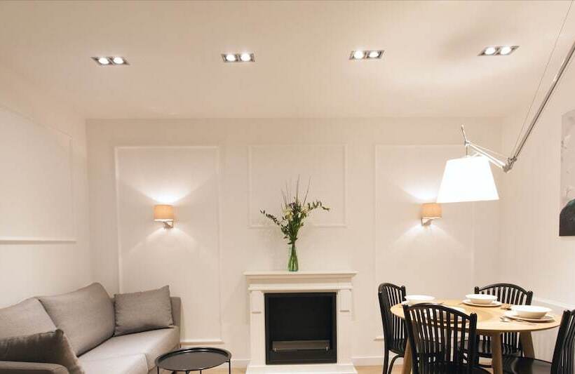 Mint Luxury Apartments At The Main Square