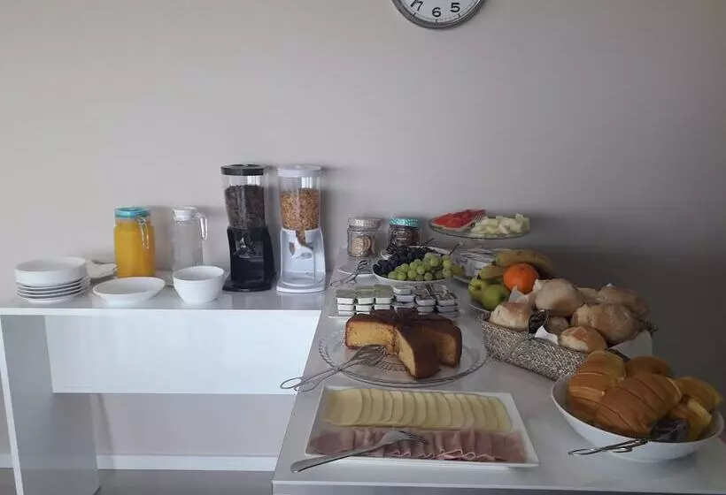 Majatalo Cmb Guesthouse