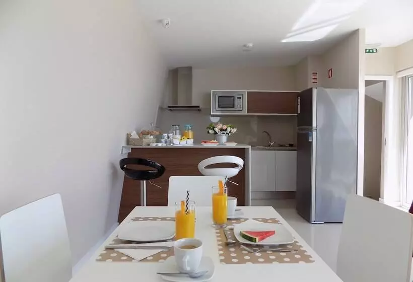 Majatalo Cmb Guesthouse